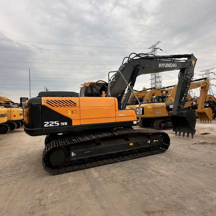 Used Hyundai 225LC-9S Excavator with Excellent Performance for Sale - Crawler excavator: picture 5 Used Hyundai 225LC-9S Excavator with Excellent Performance for Sale - Crawler excavator: picture 5