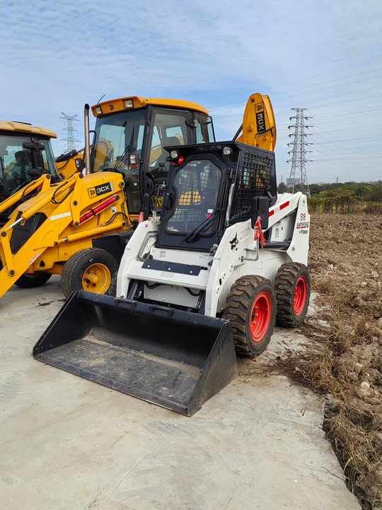Used Imported Machine bobcat S18 Skid Steer Loader for Sale bobcat S16 S17 S18 in Stock - Skid steer loader: picture 5 Used Imported Machine bobcat S18 Skid Steer Loader for Sale bobcat S16 S17 S18 in Stock - Skid steer loader: picture 5