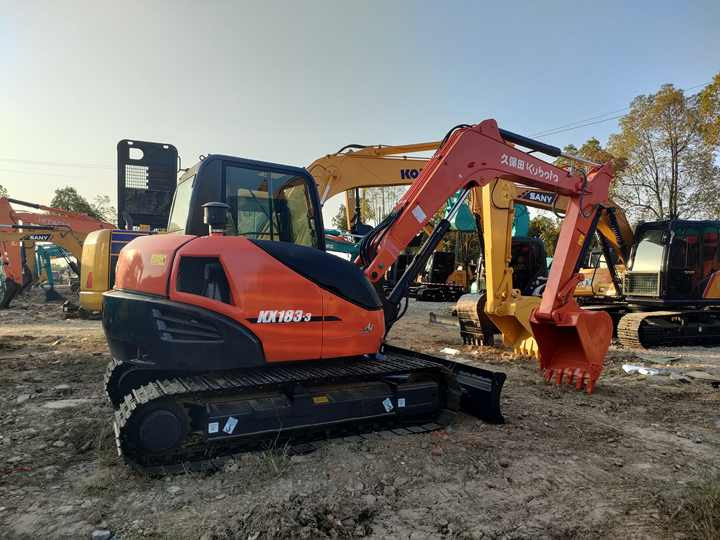 Used Japan Brand Kubota Kx183-3 Excavator for Sale 8tons Kubots Excavator Waiting for Sale Good Condition - Crawler excavator: picture 5 Used Japan Brand Kubota Kx183-3 Excavator for Sale 8tons Kubots Excavator Waiting for Sale Good Condition - Crawler excavator: picture 5
