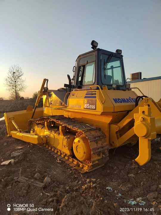 Used Komatsu Bulldozer D85 Strong Power Komatsu D85 Track Dozer for Sale - Bulldozer: picture 2 Used Komatsu Bulldozer D85 Strong Power Komatsu D85 Track Dozer for Sale - Bulldozer: picture 2