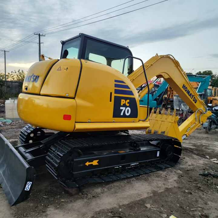 Used KomatsuPC70-8 New Model Mini Excavator Second Hand Machine Popular Brand Japan komatsu Hydraulic Machinery - Excavator: picture 3 Used KomatsuPC70-8 New Model Mini Excavator Second Hand Machine Popular Brand Japan komatsu Hydraulic Machinery - Excavator: picture 3
