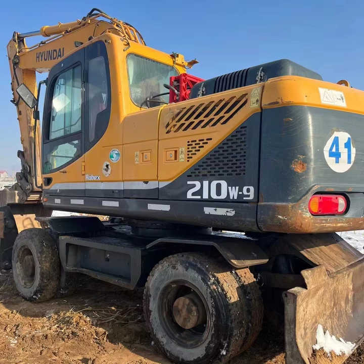 Used Korea Brand Original hyundai 210w-9 Wheel Excavator for Sale Used hyundai Wheel Excavator - Wheel excavator: picture 1 Used Korea Brand Original hyundai 210w-9 Wheel Excavator for Sale Used hyundai Wheel Excavator - Wheel excavator: picture 1
