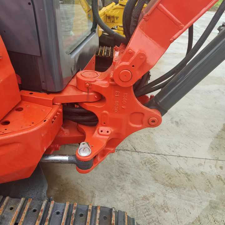 Used Kubota U35 Excavator for Sale | 2018-2023 Models | Low Hours , Full Service Records - Crawler excavator: picture 4 Used Kubota U35 Excavator for Sale | 2018-2023 Models | Low Hours , Full Service Records - Crawler excavator: picture 4