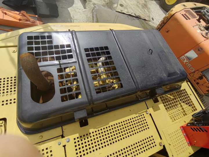Used Machine CAT Crawler Excavator CAT325BL Used Crawler Excavator 325C 325CL Crawler Excavator for Sale - Crawler excavator: picture 5 Used Machine CAT Crawler Excavator CAT325BL Used Crawler Excavator 325C 325CL Crawler Excavator for Sale - Crawler excavator: picture 5