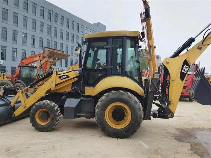 Used Machinery CAT 420F for Sale, Caterpillar Machinery Used Backhoe Loader in Shanghai Used Cat 416 420 Retro Excavator - Backhoe loader: picture 2 Used Machinery CAT 420F for Sale, Caterpillar Machinery Used Backhoe Loader in Shanghai Used Cat 416 420 Retro Excavator - Backhoe loader: picture 2