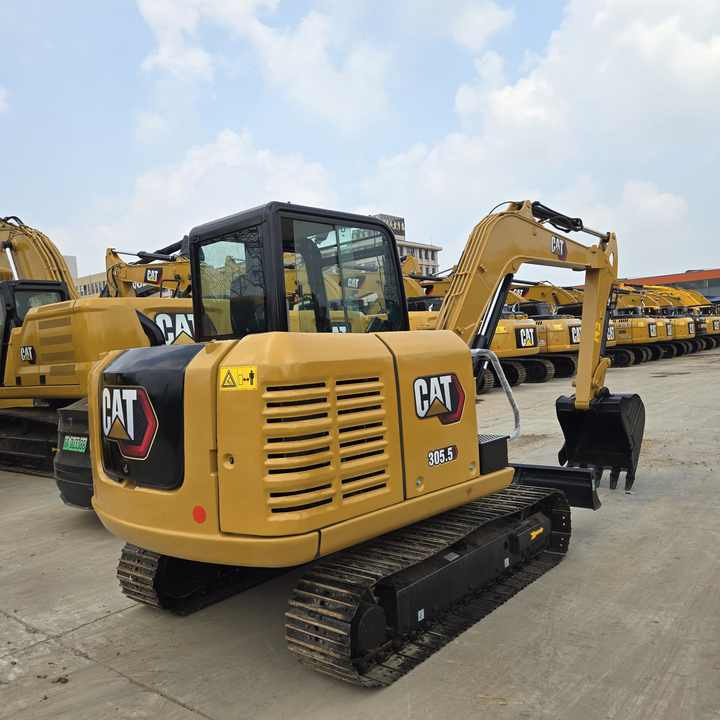 Used Mini Engineering Machinery Hot Sale CAT305 Model Good Condition Used Caterpillar CAT305 5TON Excavator CAT 303 305 306 307 - Crawler excavator: picture 3 Used Mini Engineering Machinery Hot Sale CAT305 Model Good Condition Used Caterpillar CAT305 5TON Excavator CAT 303 305 306 307 - Crawler excavator: picture 3
