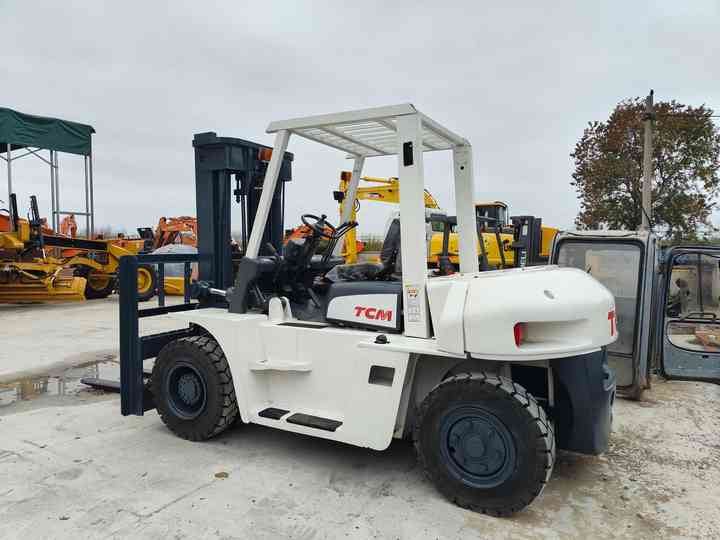 Used TCM70 Forklift Japan TCM 7 Tonne Used Forklift in Good Condition Cheap Price TCM70 Forklift for Sale - Diesel forklift: picture 4 Used TCM70 Forklift Japan TCM 7 Tonne Used Forklift in Good Condition Cheap Price TCM70 Forklift for Sale - Diesel forklift: picture 4