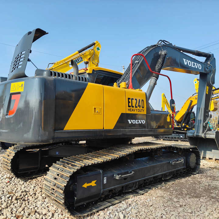 Used VOLVO EC240 Excavator for Sale with Good Performance and Low Price Powerful Construction Machinery for Sale - Excavator: picture 1 Used VOLVO EC240 Excavator for Sale with Good Performance and Low Price Powerful Construction Machinery for Sale - Excavator: picture 1