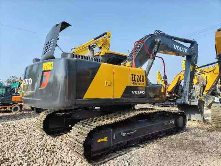 Used volvo ec240 excavator for sale korea brand volvo ec210 240 250 290 300 excavator for sale - Excavator: picture 4 Used volvo ec240 excavator for sale korea brand volvo ec210 240 250 290 300 excavator for sale - Excavator: picture 4