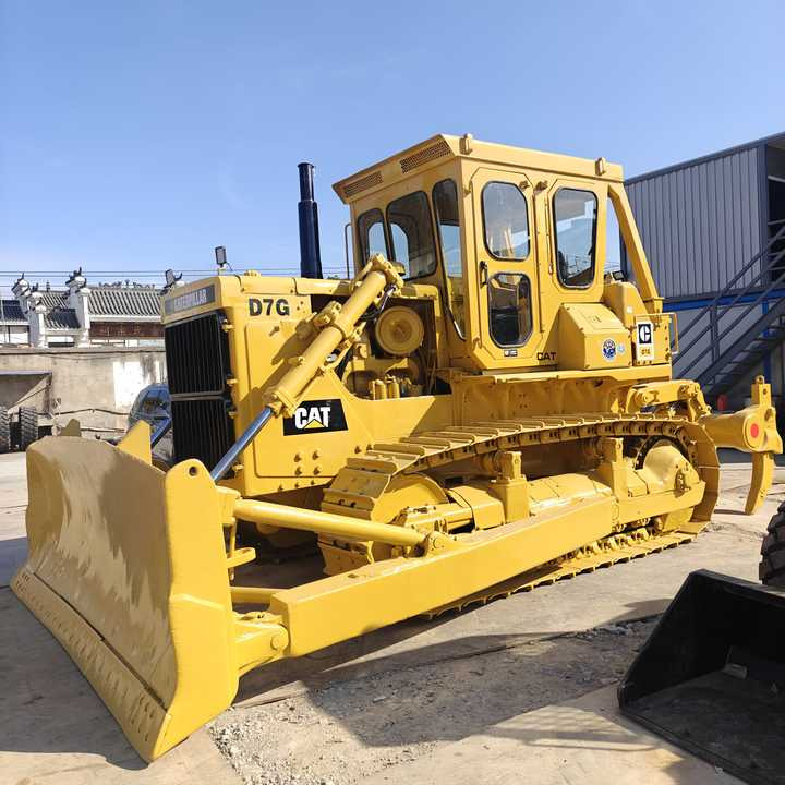 Well-Maintainedcat D7g Construction Machine | No Major Repairs | Price Negotiable - Bulldozer: picture 1 Well-Maintainedcat D7g Construction Machine | No Major Repairs | Price Negotiable - Bulldozer: picture 1