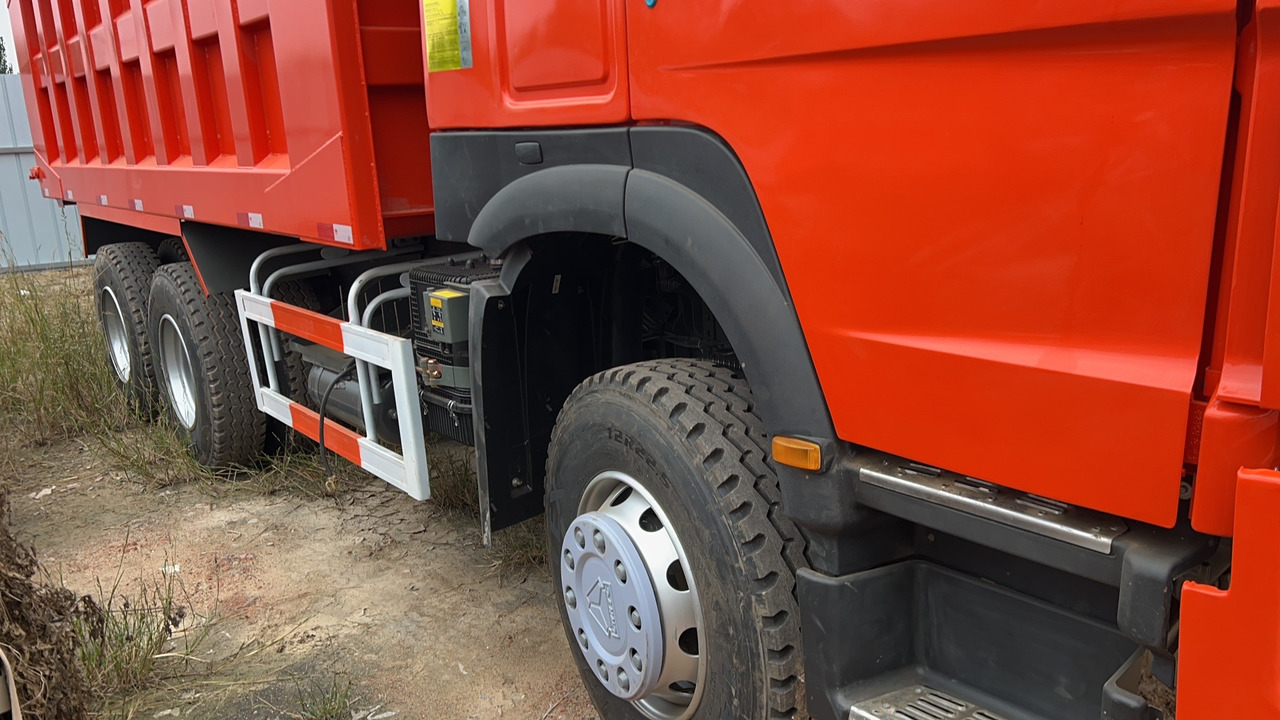 Howo 6*4 - Tipper: picture 4 Howo 6*4 - Tipper: picture 4
