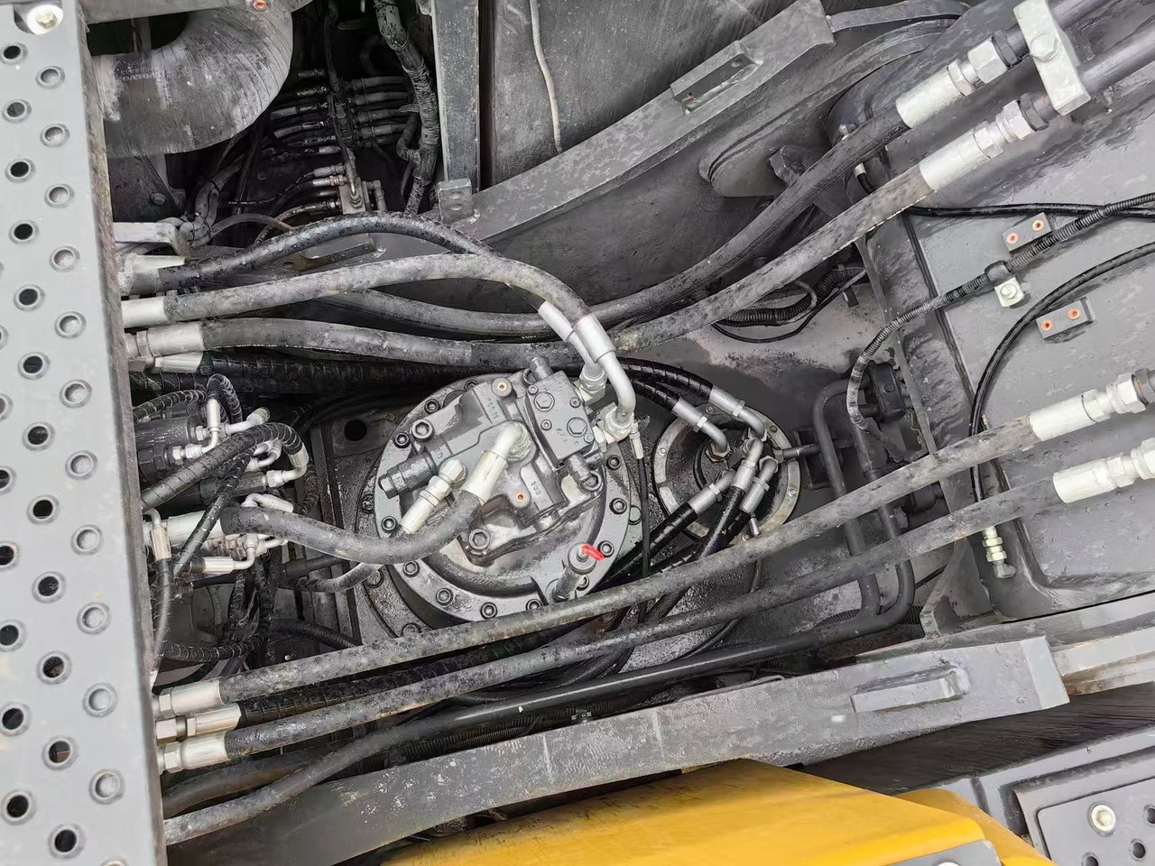 Crawler excavator volvo ec240 [ Copy ]: picture 13