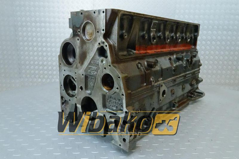 Crankcase for engine Cummins 5.9 3935934 - Crankcase for Construction machinery: picture 1 Crankcase for engine Cummins 5.9 3935934 - Crankcase for Construction machinery: picture 1