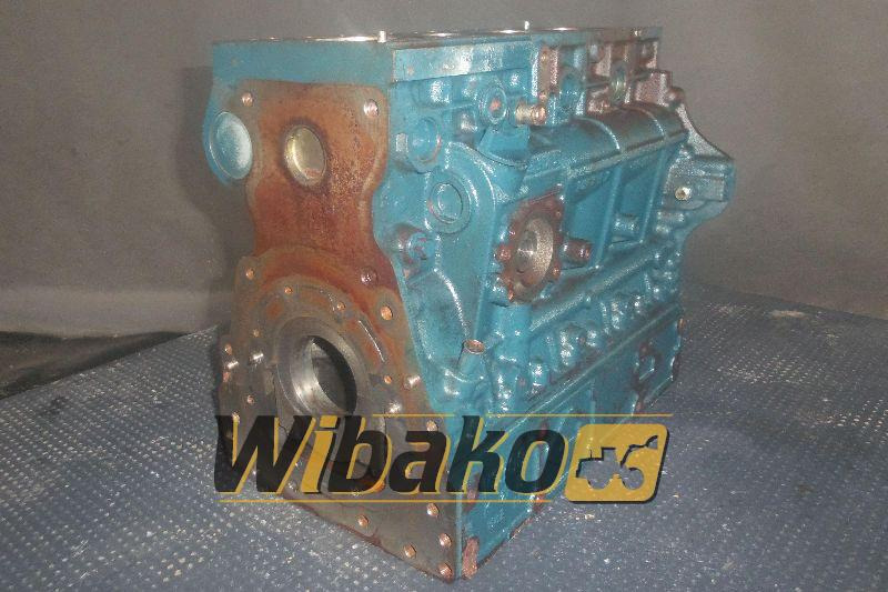 Crankcase for engine Kubota V3300 35107 - Crankcase for Construction machinery: picture 1 Crankcase for engine Kubota V3300 35107 - Crankcase for Construction machinery: picture 1