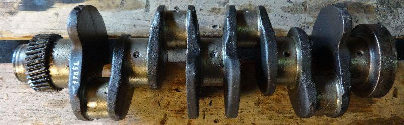 Crankshaft Cummins 3.9 - Crankshaft for Construction machinery: picture 1 Crankshaft Cummins 3.9 - Crankshaft for Construction machinery: picture 1