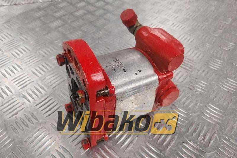 Gear pump Bosch/Linde HPR100 0510615028 - Hydraulic pump for Construction machinery: picture 1 Gear pump Bosch/Linde HPR100 0510615028 - Hydraulic pump for Construction machinery: picture 1