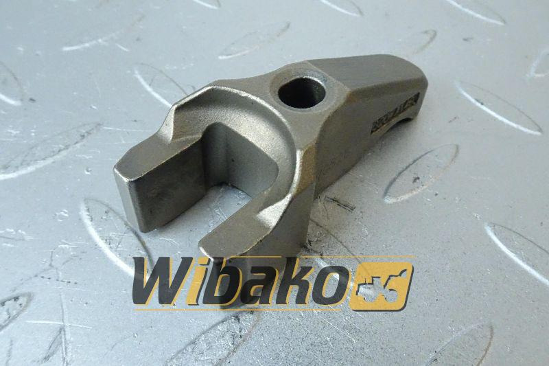 Injector holder Caterpillar 320-7149 - Injector for Construction machinery: picture 1 Injector holder Caterpillar 320-7149 - Injector for Construction machinery: picture 1