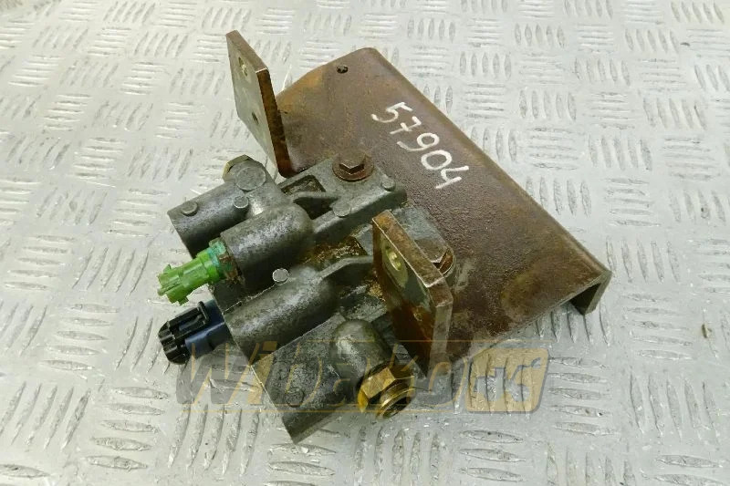 Iveco 4898756 - Fuel filter for Construction machinery: picture 1 Iveco 4898756 - Fuel filter for Construction machinery: picture 1