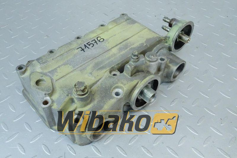 Oil cooler housing for engine Deutz 1013 04259148 - Oil cooler for Construction machinery: picture 1 Oil cooler housing for engine Deutz 1013 04259148 - Oil cooler for Construction machinery: picture 1