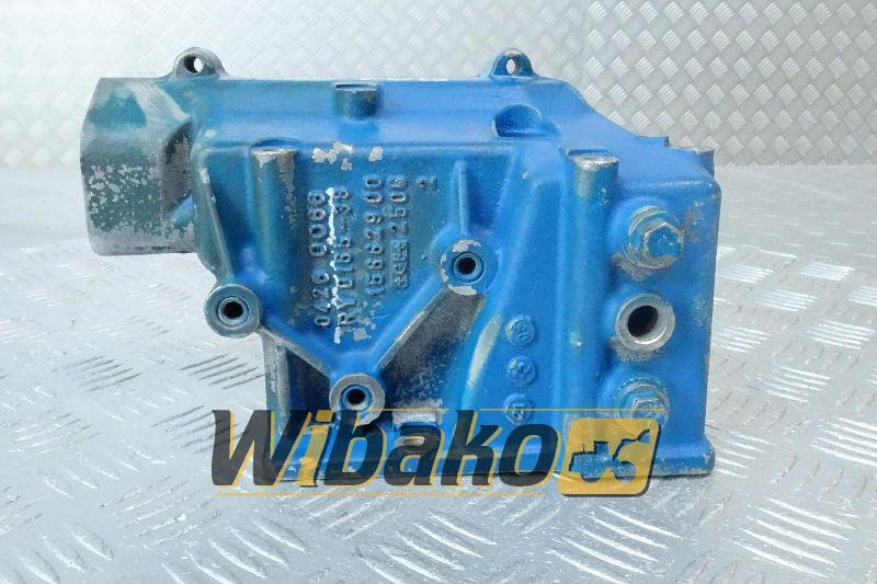 Thermostat housing for engine Deutz 1015 04260029 - Thermostat for Construction machinery: picture 1 Thermostat housing for engine Deutz 1015 04260029 - Thermostat for Construction machinery: picture 1