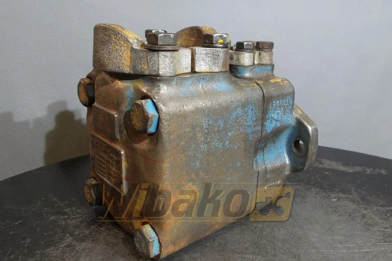 Vickers 45VQ50A11C2 - Hydraulic pump for Construction machinery: picture 1 Vickers 45VQ50A11C2 - Hydraulic pump for Construction machinery: picture 1