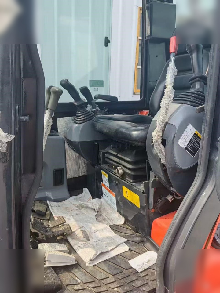 KUBOTA KX165 - Mini excavator: picture 3 KUBOTA KX165 - Mini excavator: picture 3