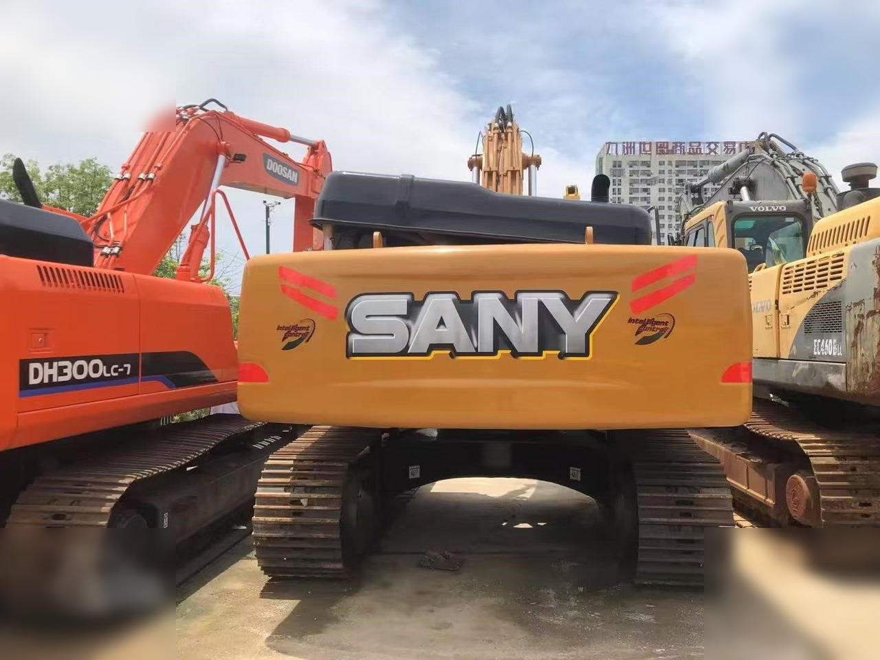 SANY SY365H - Crawler excavator: picture 1 SANY SY365H - Crawler excavator: picture 1
