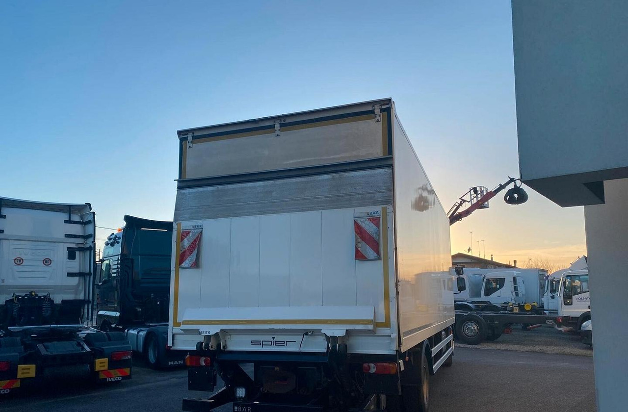 DAF LF 260 FA 2021 CASSONE E SPONDA CARICATRICE - Box truck: picture 5 DAF LF 260 FA 2021 CASSONE E SPONDA CARICATRICE - Box truck: picture 5