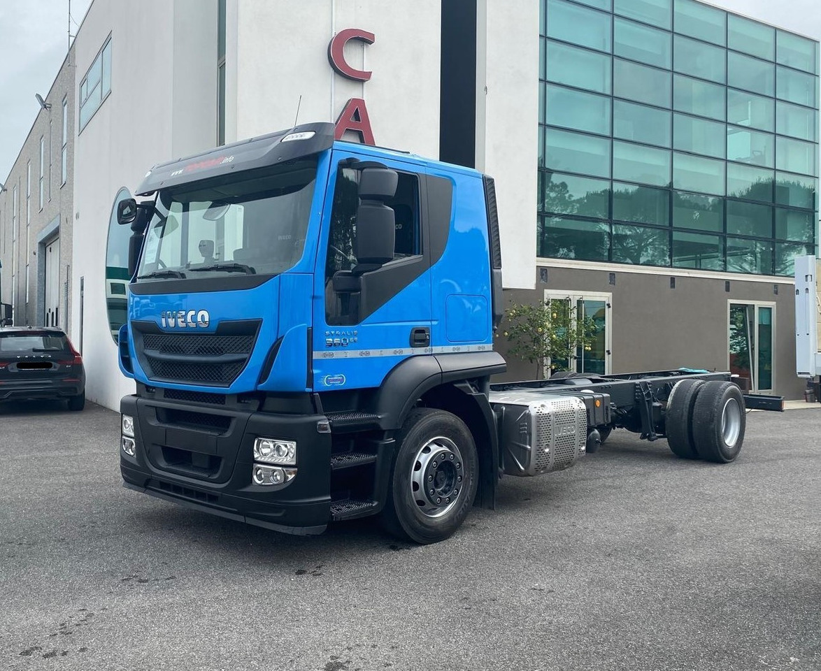 IVECO AT190S36 - Cab chassis truck: picture 1 IVECO AT190S36 - Cab chassis truck: picture 1