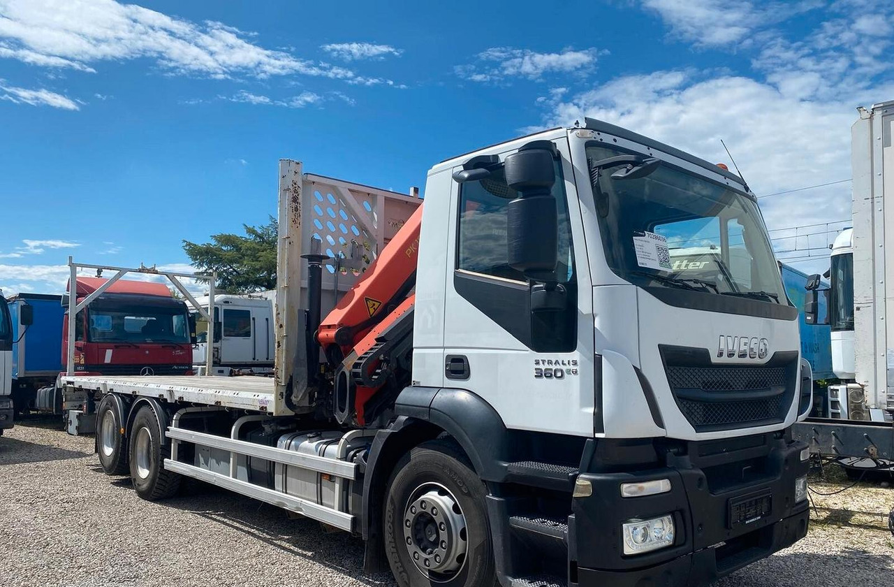 IVECO STRALIS AD260S36 CASSONE FISSO E GRU - Dropside/ Flatbed truck, Crane truck: picture 1 IVECO STRALIS AD260S36 CASSONE FISSO E GRU - Dropside/ Flatbed truck, Crane truck: picture 1
