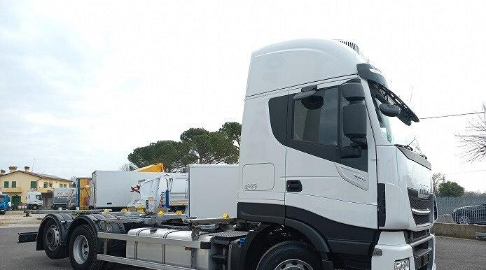 IVECO STRALIS AS260S48 A TELAIO FULL PNEUMATIC - Container transporter/ Swap body truck: picture 5 IVECO STRALIS AS260S48 A TELAIO FULL PNEUMATIC - Container transporter/ Swap body truck: picture 5