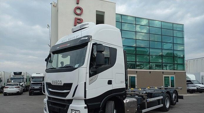 IVECO STRALIS AS260S48 A TELAIO FULL PNEUMATIC - Container transporter/ Swap body truck: picture 1 IVECO STRALIS AS260S48 A TELAIO FULL PNEUMATIC - Container transporter/ Swap body truck: picture 1