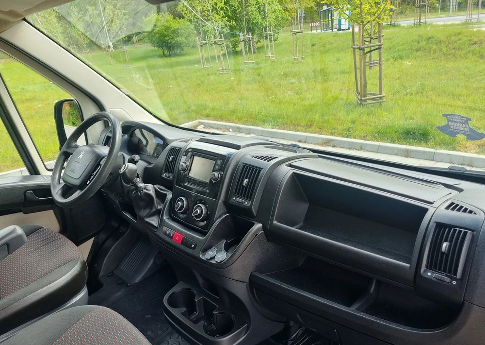 Small van Peugeot Boxer: picture 17