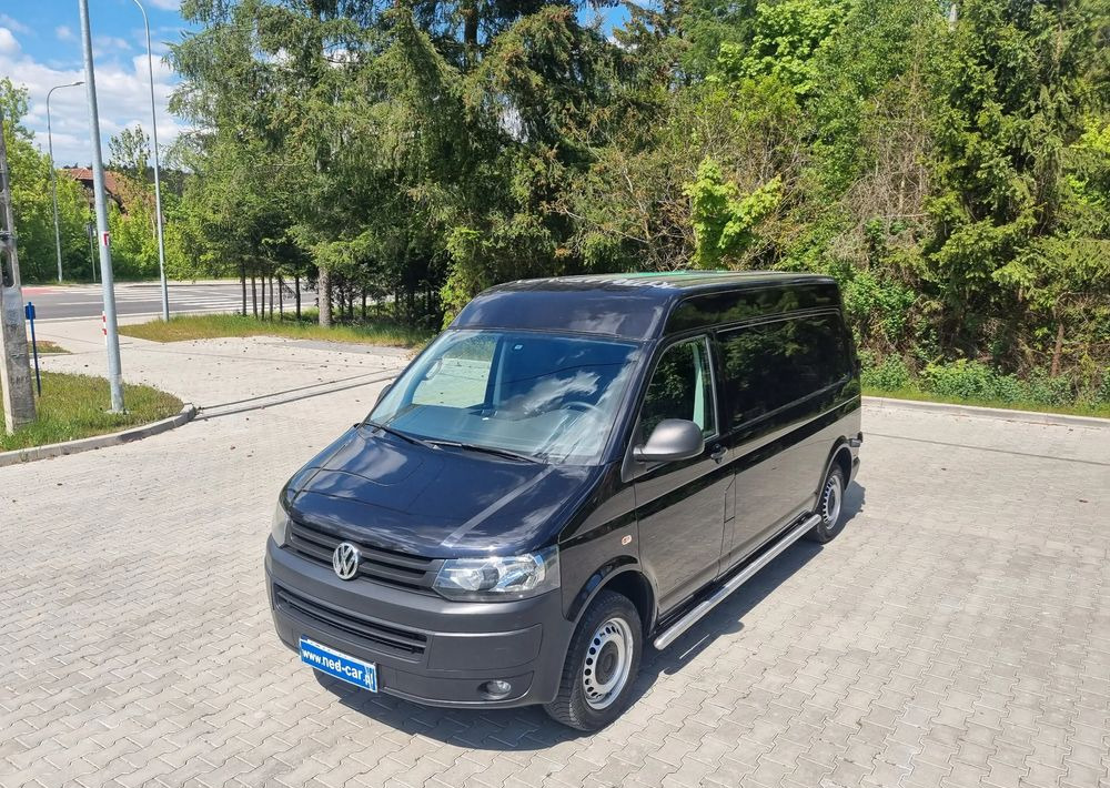 Volkswagen Transporter - Small van: picture 1 Volkswagen Transporter - Small van: picture 1