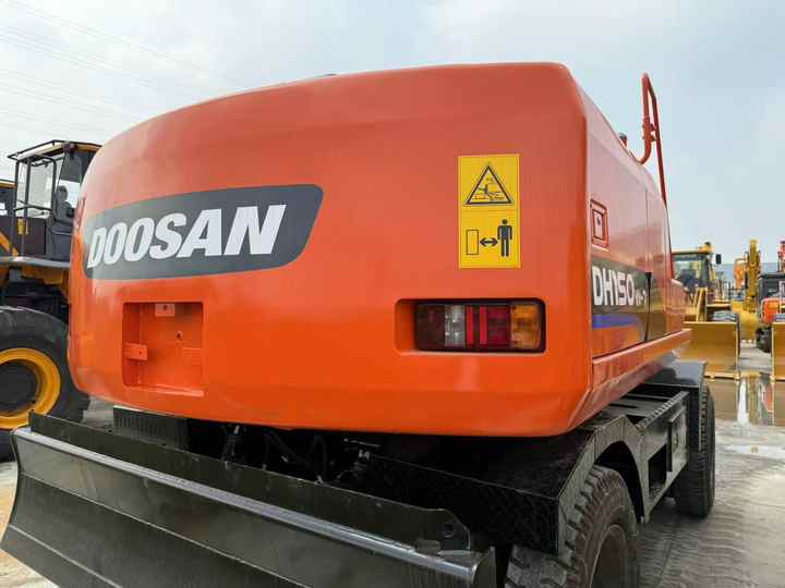 90% Brand New Doosan Brand Dh150w-7 Wheel Excavator in Stock Used Korea Brand Doosan Dh55 Dh60 Dh150 Dh210 Excavator for Sale - Excavator: picture 3 90% Brand New Doosan Brand Dh150w-7 Wheel Excavator in Stock Used Korea Brand Doosan Dh55 Dh60 Dh150 Dh210 Excavator for Sale - Excavator: picture 3
