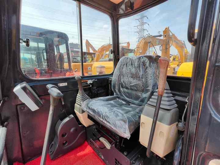 90% New Mini Excavator Doosan DH55, 5-Ton Mini Used Doosan Excavator with Low Price and Good Quality - Mini excavator: picture 2 90% New Mini Excavator Doosan DH55, 5-Ton Mini Used Doosan Excavator with Low Price and Good Quality - Mini excavator: picture 2