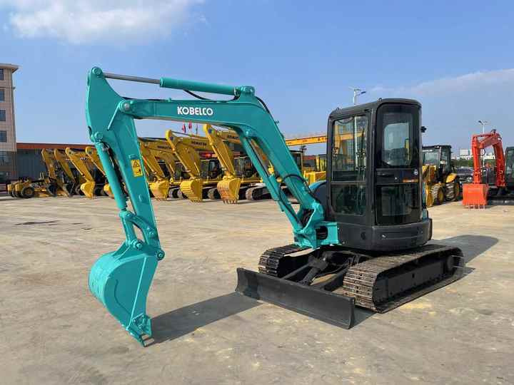Affordable Kobelco SK55SR Used Excavator | Complete Customs Docs & Invoice Included - Crawler excavator: picture 2 Affordable Kobelco SK55SR Used Excavator | Complete Customs Docs & Invoice Included - Crawler excavator: picture 2
