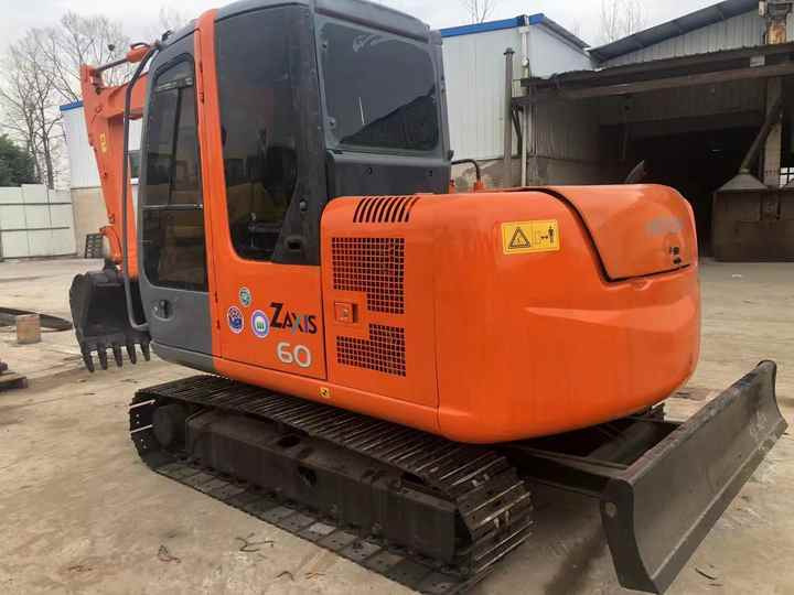 Cheap Price Hitachi ZX60 Used Excavator for Sale Used 6 Tons Hitachi Mini Excavator with Good Performance - Excavator: picture 2 Cheap Price Hitachi ZX60 Used Excavator for Sale Used 6 Tons Hitachi Mini Excavator with Good Performance - Excavator: picture 2