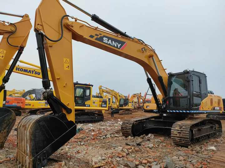 China Brand Used Sany Sy235c Mini Excavator 6ton Crawler Earth Digger Machine for Sale - Crawler excavator: picture 4 China Brand Used Sany Sy235c Mini Excavator 6ton Crawler Earth Digger Machine for Sale - Crawler excavator: picture 4