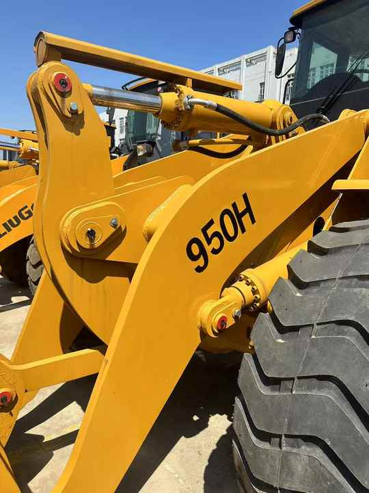 Clearance Used Front Wheel Loader Caterpillar 950H CAT950H Wheel Loader with Superior Performance for Sale - Wheel loader: picture 4 Clearance Used Front Wheel Loader Caterpillar 950H CAT950H Wheel Loader with Superior Performance for Sale - Wheel loader: picture 4
