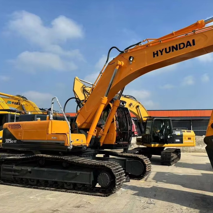 Excellent Condition Korea Brand Hyundai 305-9 30tond Crawler Digger for Sale Used hyundai 150-9 220-9 225-9 305-9 Excavator - Crawler excavator: picture 1 Excellent Condition Korea Brand Hyundai 305-9 30tond Crawler Digger for Sale Used hyundai 150-9 220-9 225-9 305-9 Excavator - Crawler excavator: picture 1