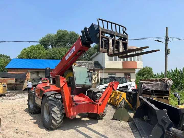 Excellent Condition Telehandler Used MANITOU 17m Telescopic Forklift MT-X 1740 SLT Forklift 3ton 5 Ton 6 Ton 7 Ton Articulated - Telescopic handler: picture 5 Excellent Condition Telehandler Used MANITOU 17m Telescopic Forklift MT-X 1740 SLT Forklift 3ton 5 Ton 6 Ton 7 Ton Articulated - Telescopic handler: picture 5
