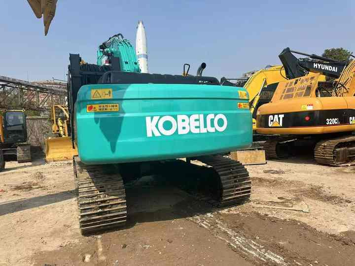 High Crawler Construction Equipment Excavator Used Kobelco Sk200-8 Sk200-10 Used Second Hand Excavator With Retractable Cab - Crawler excavator: picture 5 High Crawler Construction Equipment Excavator Used Kobelco Sk200-8 Sk200-10 Used Second Hand Excavator With Retractable Cab - Crawler excavator: picture 5