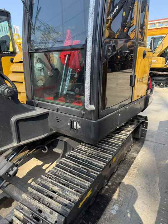 High Quality Used Volvo EC60D Excavator for Sale 6 Ton Compact Machine, Excellent Condition, Ready for Work! - Crawler excavator: picture 4 High Quality Used Volvo EC60D Excavator for Sale 6 Ton Compact Machine, Excellent Condition, Ready for Work! - Crawler excavator: picture 4