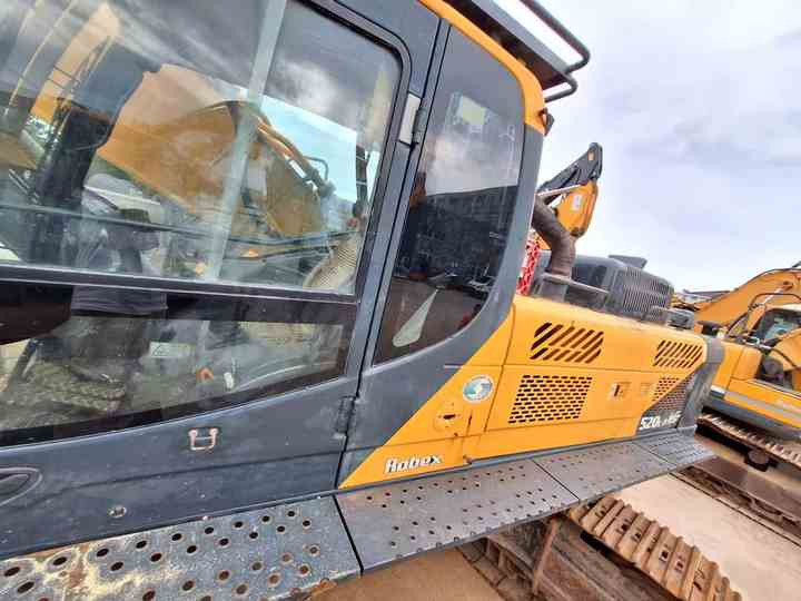 Hyundai Digger 520lvs Second Hand Korea Made High Performance Machine Hyundai Excavator for Sale - Crawler excavator: picture 4 Hyundai Digger 520lvs Second Hand Korea Made High Performance Machine Hyundai Excavator for Sale - Crawler excavator: picture 4