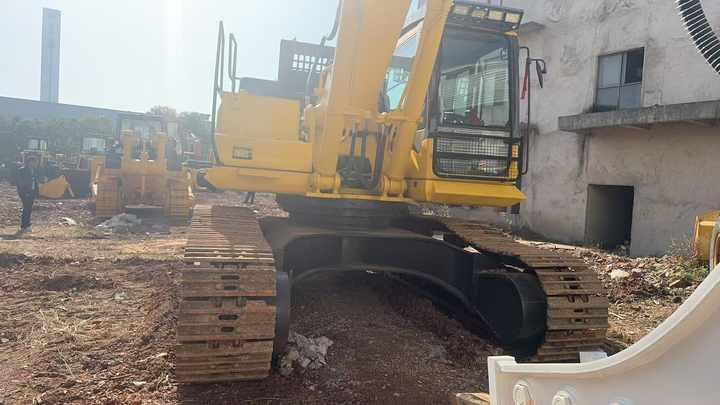 Middle Size Good Condition Used komatsu Pc400-7 Excavator Used komatsu Pc400-7 Excavator in China for Sale - Crawler excavator: picture 5 Middle Size Good Condition Used komatsu Pc400-7 Excavator Used komatsu Pc400-7 Excavator in China for Sale - Crawler excavator: picture 5