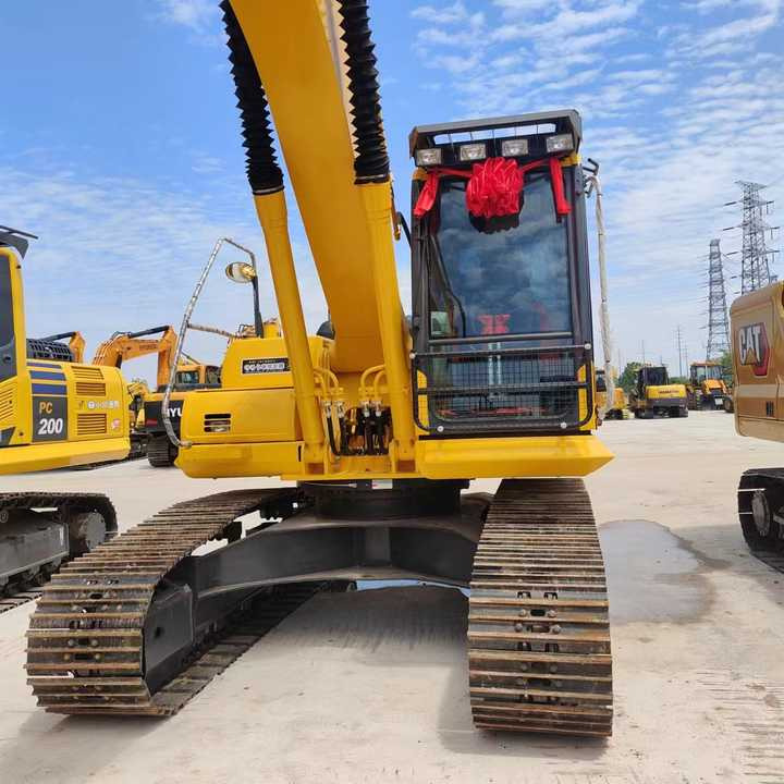 PC200-8 Low Working Hour Second Hand 20 Ton Excavator Komatsu Pc200-8 Crawler Excavator Used Komatsu Excavator PC200-8N1 - Excavator: picture 2 PC200-8 Low Working Hour Second Hand 20 Ton Excavator Komatsu Pc200-8 Crawler Excavator Used Komatsu Excavator PC200-8N1 - Excavator: picture 2