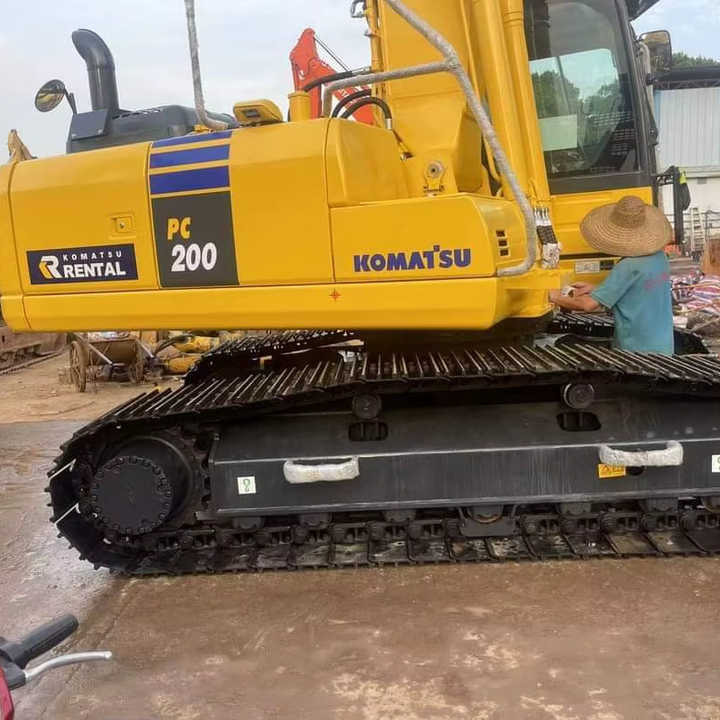 PC200-8 Low Working Hour Second Hand 20 Ton Excavator Komatsu Pc200-8 Crawler Excavator Used Komatsu Excavator PC200-8N1 - Excavator: picture 1 PC200-8 Low Working Hour Second Hand 20 Ton Excavator Komatsu Pc200-8 Crawler Excavator Used Komatsu Excavator PC200-8N1 - Excavator: picture 1