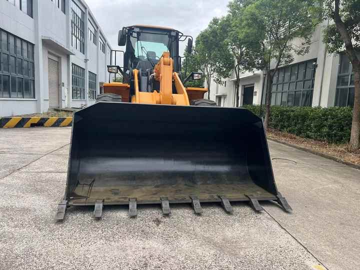 Premium Quality Used LIUGONG 856H Loader - Construction Equipment with Full Service History - Wheel loader: picture 3 Premium Quality Used LIUGONG 856H Loader - Construction Equipment with Full Service History - Wheel loader: picture 3
