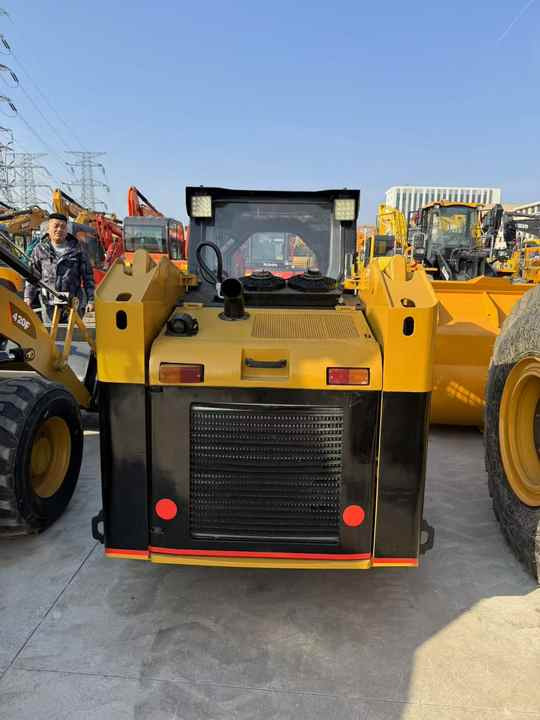 Second Hand Cheap Caterpillar CAT246D with Perfect Function Mini Skid Steers Used Cat246c 246D Backhoe Loader on Sale - Skid steer loader: picture 5 Second Hand Cheap Caterpillar CAT246D with Perfect Function Mini Skid Steers Used Cat246c 246D Backhoe Loader on Sale - Skid steer loader: picture 5